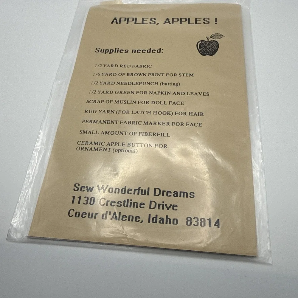 Apples Apples Sew Wonderful Dreams Pattern SWD43 Connie Spurlock Placemat